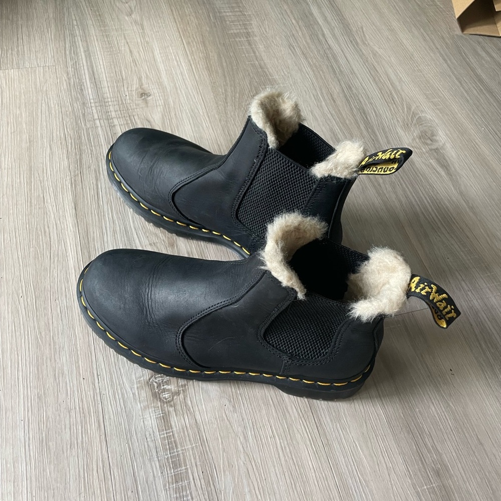 Dr Martens Chelsea boot 2976